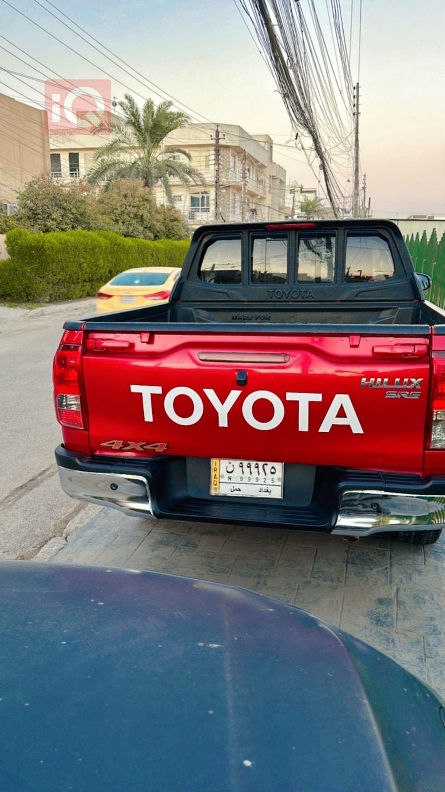 تويوتا هايلوكس